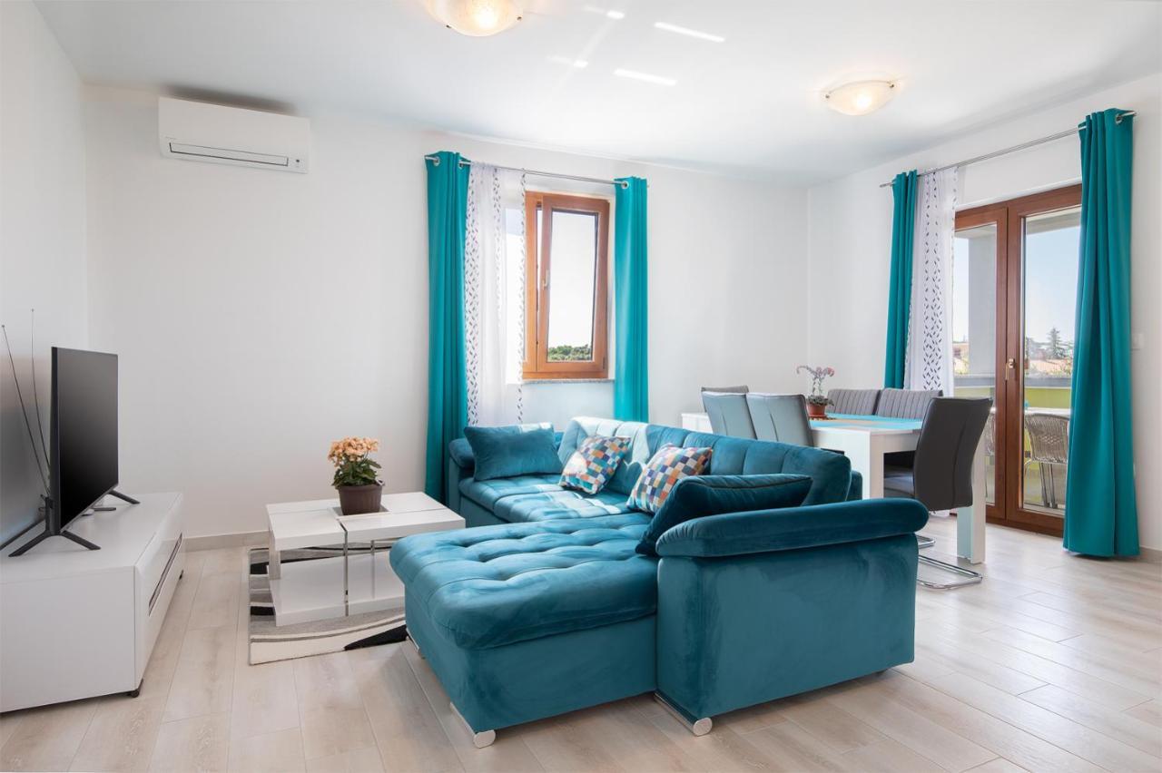 PUY Kaylie Apartment מראה חיצוני תמונה