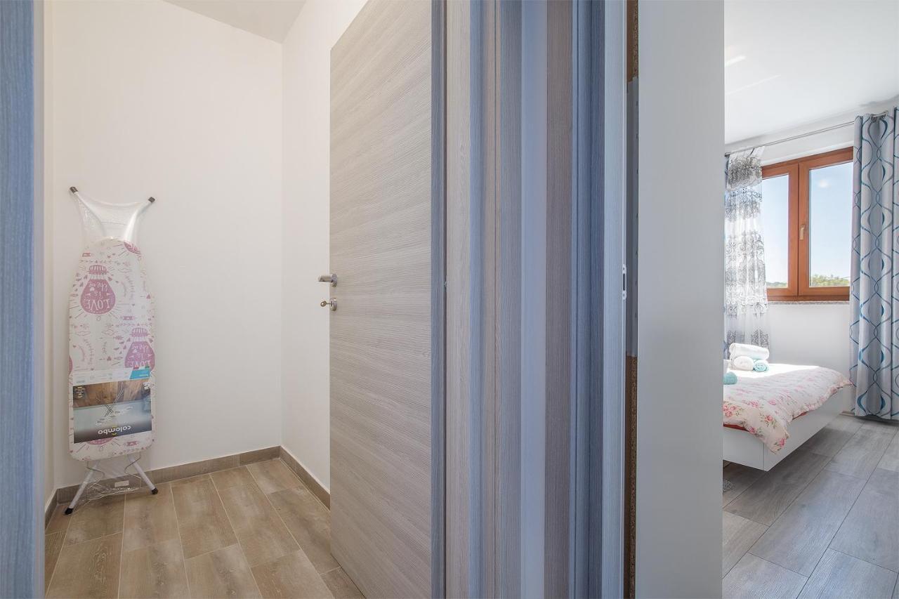 PUY Kaylie Apartment מראה חיצוני תמונה
